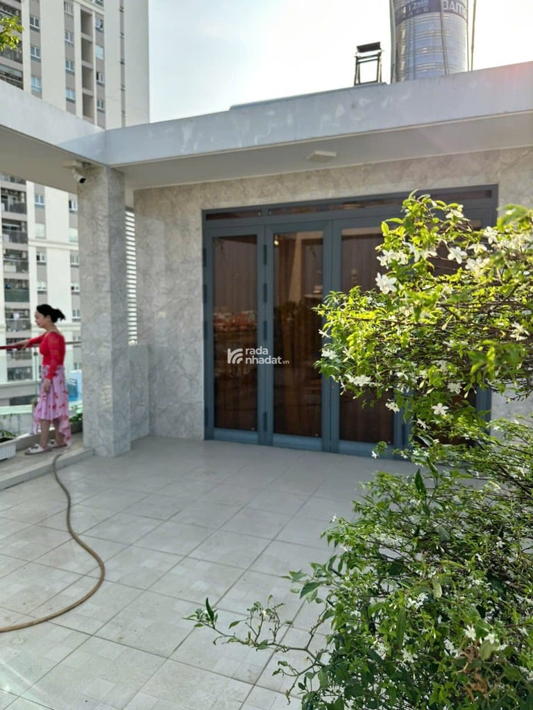 BÁN CHDV LÊ CƠ BÌNH TÂN 157M2 NGANG KHỦNG 7.7M 5 TẦNG CÓ HẦM THANG MÁY DÒNG TIỀN 60TR/TH CHỈ 24 TỶ