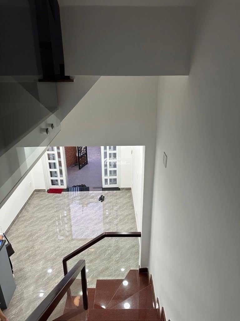 BÁN NHÀ HẺM XE HƠI LÊ QUANG ĐỊNH, GẦN PHẠM VĂN ĐỒNG, CT PLAZA, NHÀ ĐẸP Ở NGAY