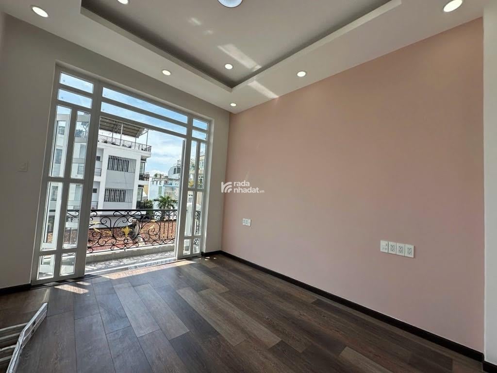 BÁN NHÀ HẺM XE HƠI LÊ QUANG ĐỊNH, GẦN PHẠM VĂN ĐỒNG, CT PLAZA, NHÀ ĐẸP Ở NGAY