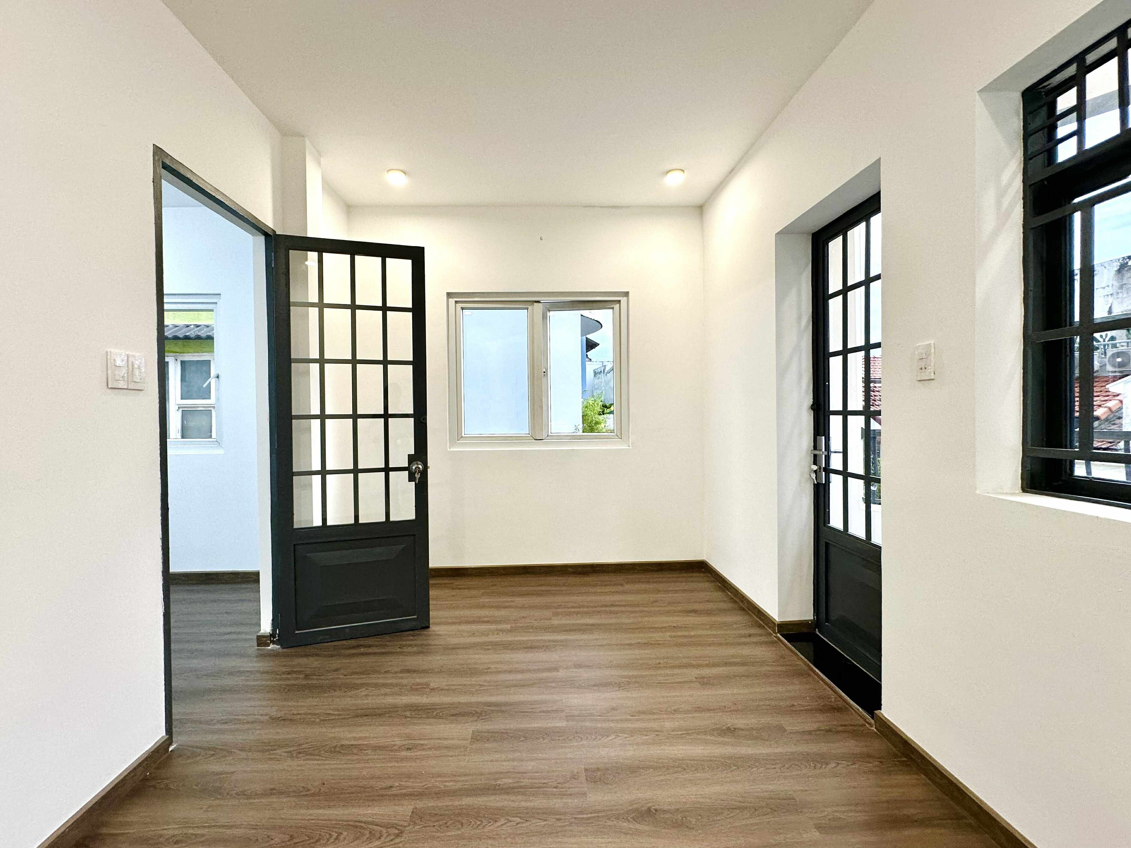 NHÀ ĐẸP NGUYỄN ĐÌNH CHÍNH PHÚ NHUẬN - HẺM Ô TÔ - TRỆT 3 LẦU 5 PN 56m2 - 12.9 TỶ