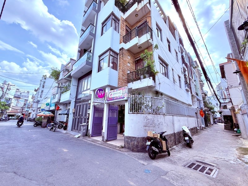 Bán Nhà Thích Quảng Đức nhỏ xinh, full nội thất chỉ 4.4 tỷ TL, Ở ngay.