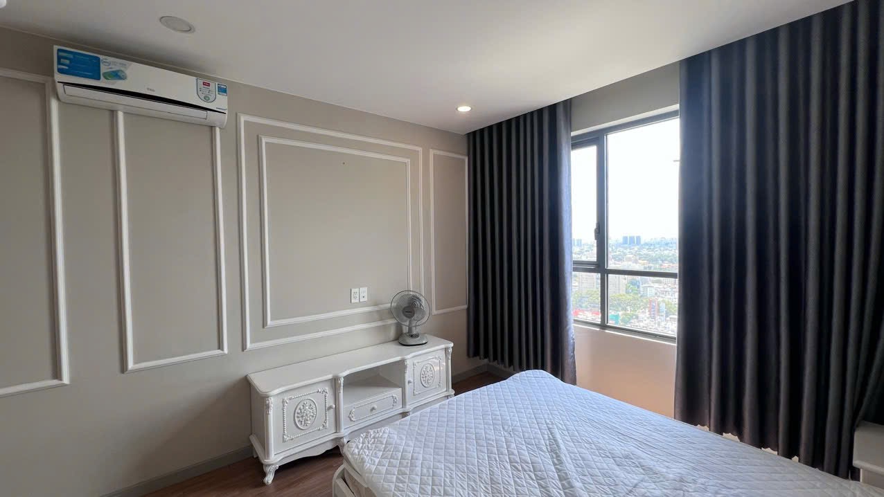 Cho thuê căn hộ 90m2, The Gold View, phường Vĩnh Hội