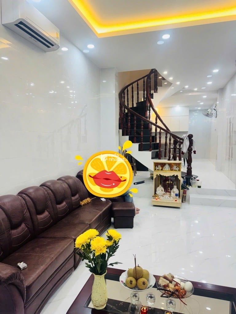 HXH -4 TẦNG BTCT - NGUYỄN TRÃI- P.7- Q.5- DT: 43M2- 10 TỶ 8