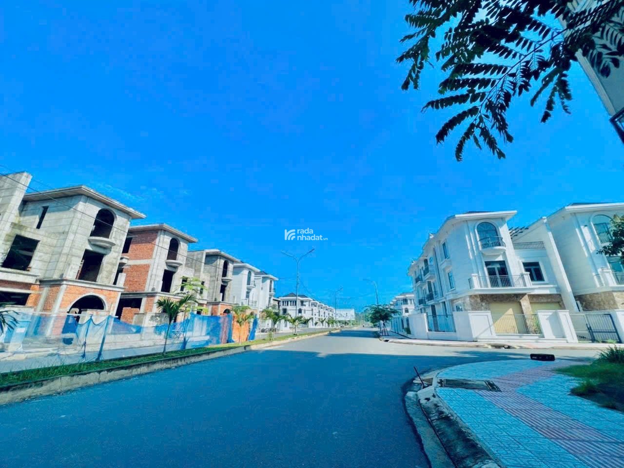 BÁN BIỆT THUE KDC BỬU LONG NHÀ THÔ - VIEW ĐẸP