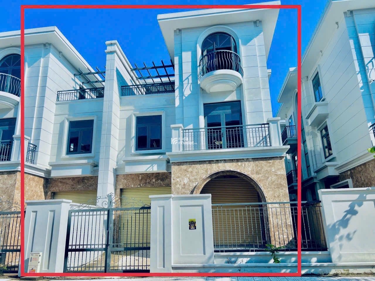 BÁN BIỆT THUE KDC BỬU LONG NHÀ THÔ - VIEW ĐẸP
