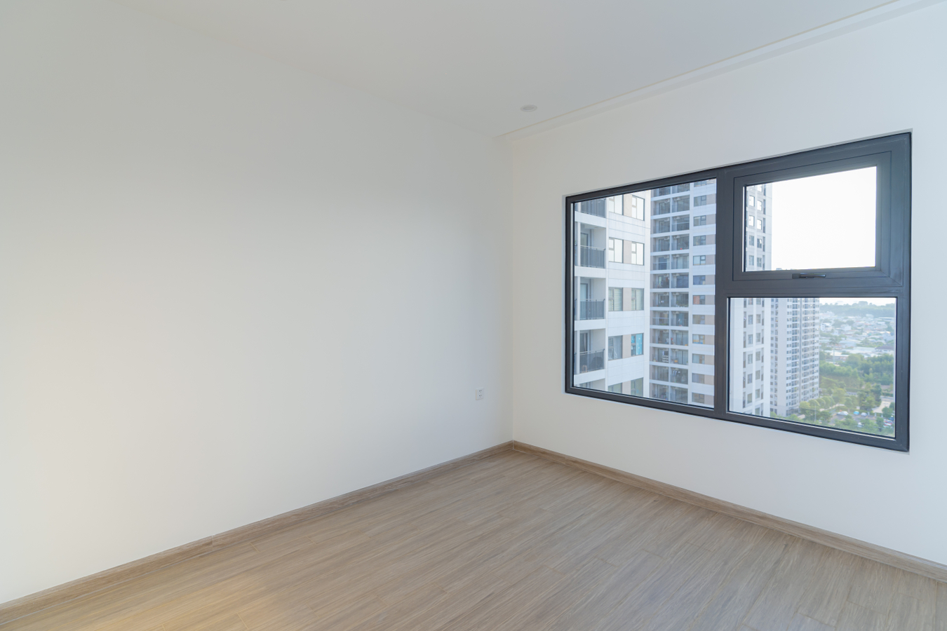 Hàng đẹp Vinhomes Grand Park: 3PN 81,50m2 tại S10.07, 4,64tỷ