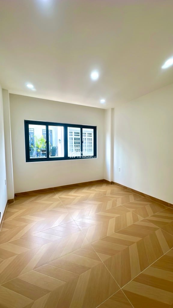 Hẻm 83 vườn lài trung tâm tân phú - Nhà 4 Tầng Đẹp Dọn Đồ Vào Ở Ngay - N3,5x10 - Nhỉnh 5,8