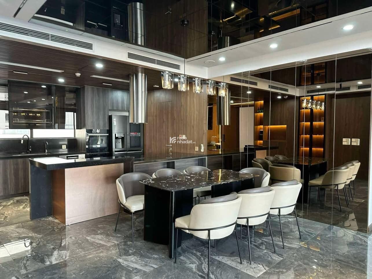 Cần bán gấp căn hộ Happy Star Tower 77m2, 3PN, 2WC, căn góc 2 ban công