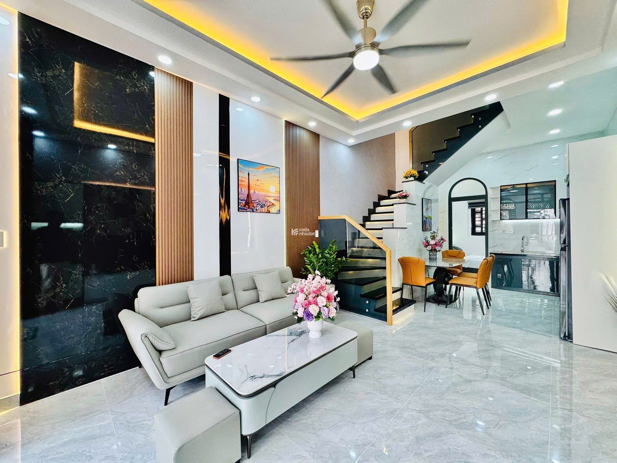 BÁN NHANH NHÀ PHAN XÍCH LONG, PHÚ NHUẬN, 58,2M2,  5 tỷ 550tr/ shr chính chủ