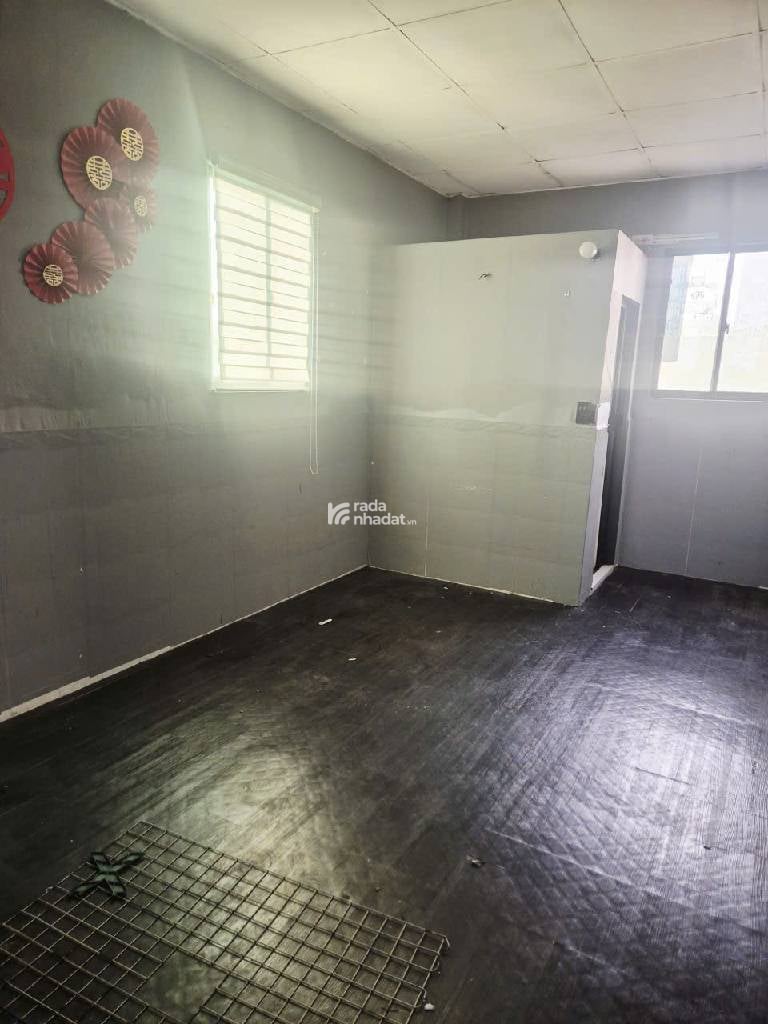 BÁN NHÀ PHẠM VĂN CHÍ 73M2 5PN 6.X TỶ GẦN CHỢ BÌNH TIÊN QUẬN 6 KHU NGƯỜI HOA Ở ĐÔNG