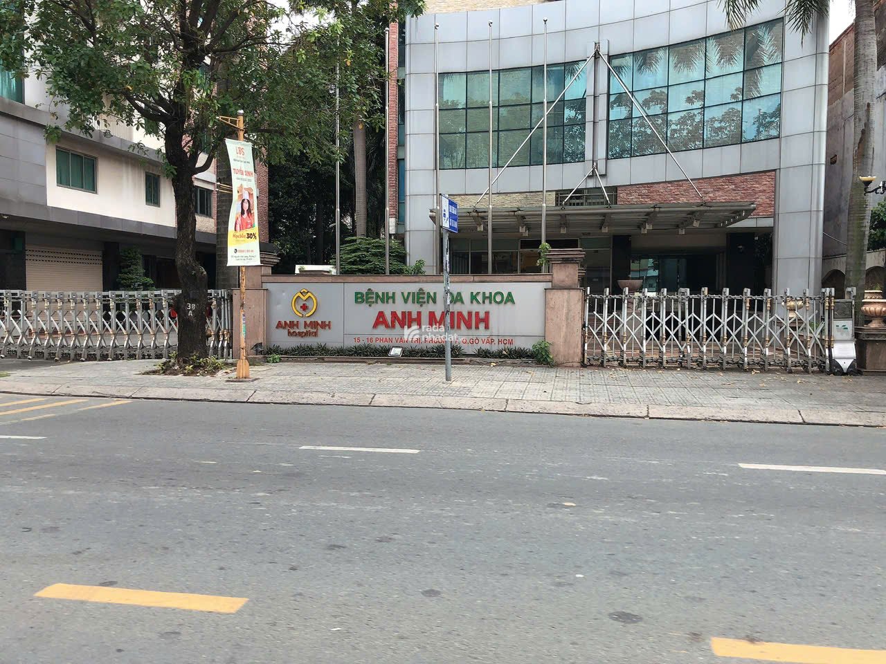 Bán CHDV hẻm 12m Lê Đức Thọ 6 tầng có hầm ngang 7m 126m2 30PN TN 170tr ngay chợ 40 tỷ.