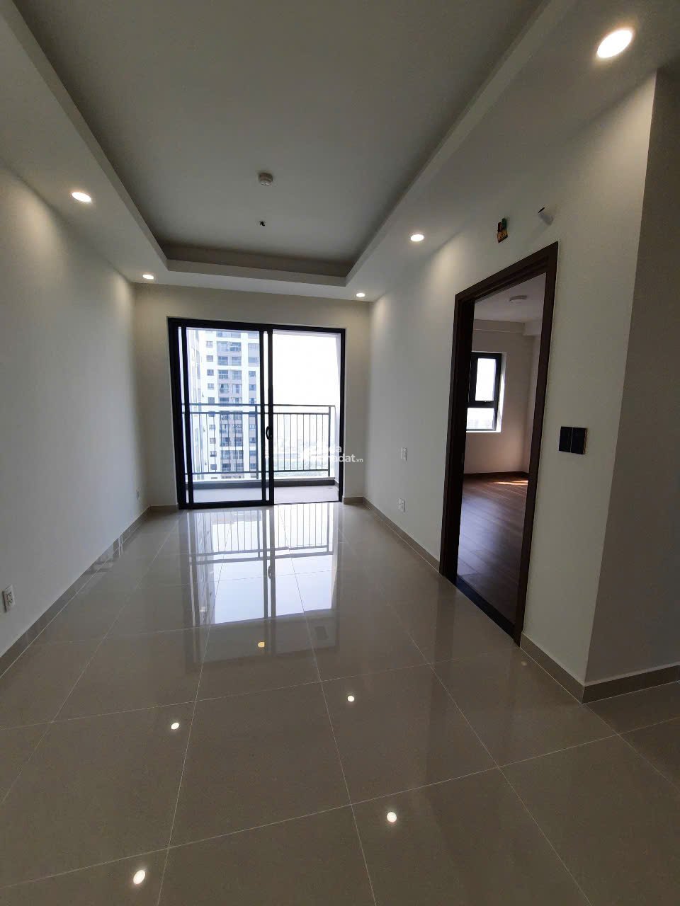 Căn góc 2PN2WC - 69m2 - Giá 3.95 tỷ - Tầng 8 - Q7 Riverside Complex