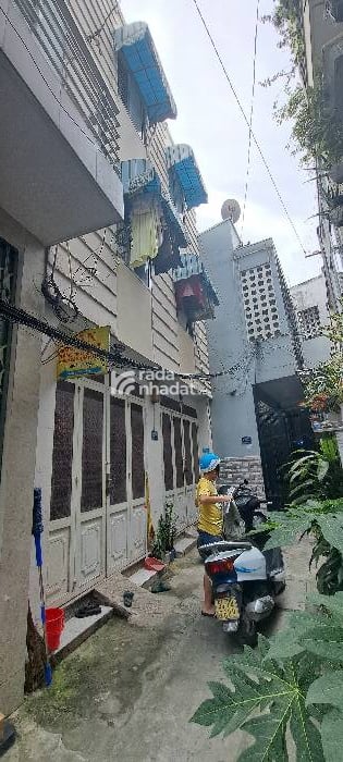 HẺM XE HƠI HOÀNG VĂN THỤ, TÂN BÌNH, 30M2 CÓ KẾT CẤU DỄ CẢI TẠO. GIẢM 350TR CHỈ CÒN 5T 