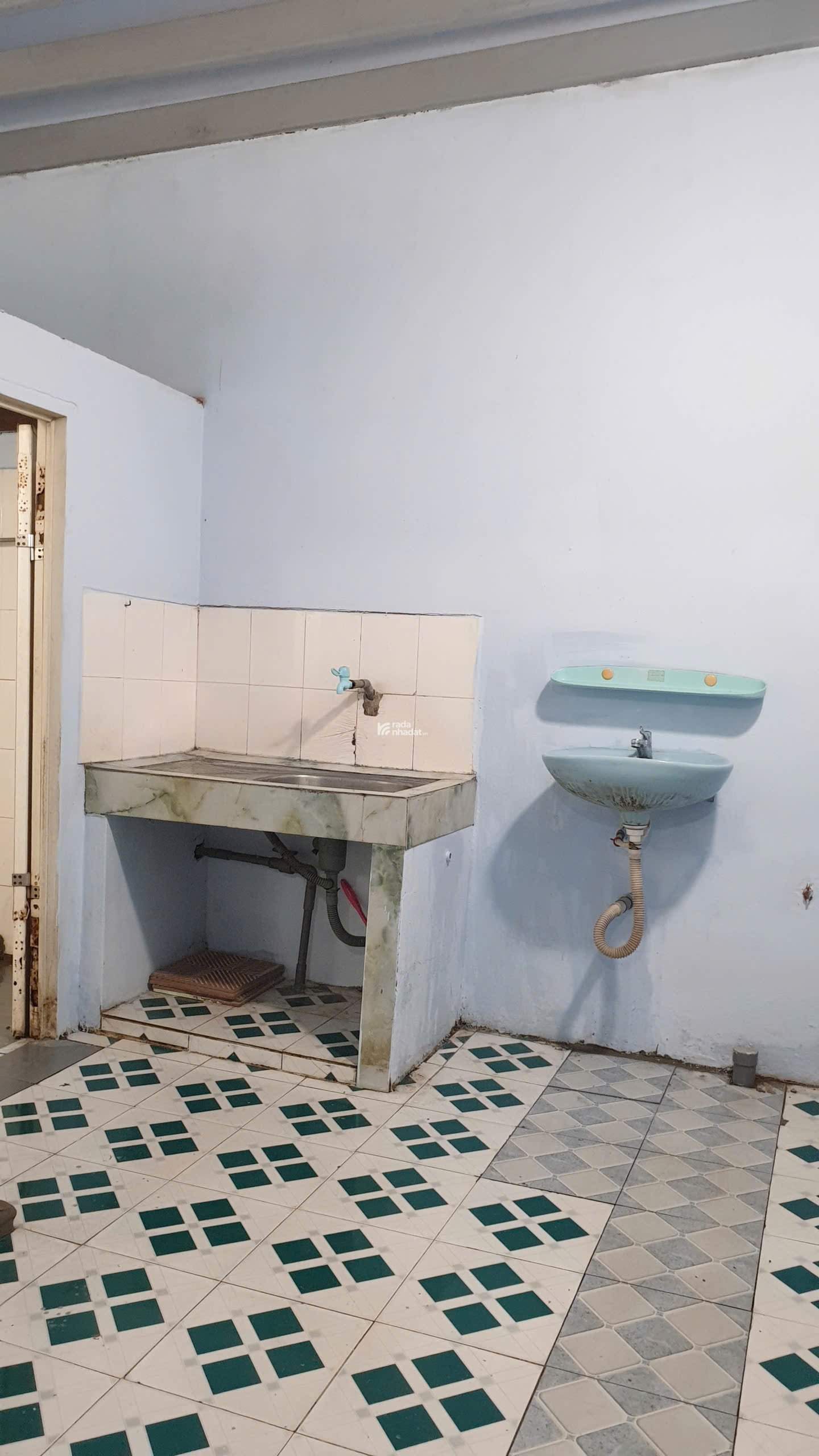 Cho Thuê Nhà Trống, 9.5 triệu/ tháng. Diện tích 3.5 x 17m2