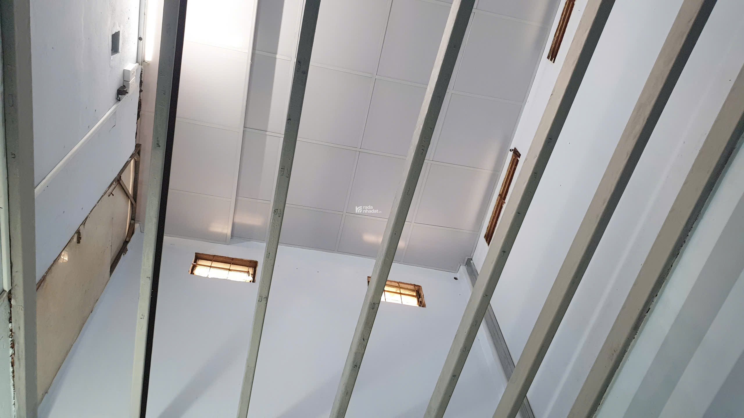 Cho Thuê Nhà Trống, 9.5 triệu/ tháng. Diện tích 3.5 x 17m2