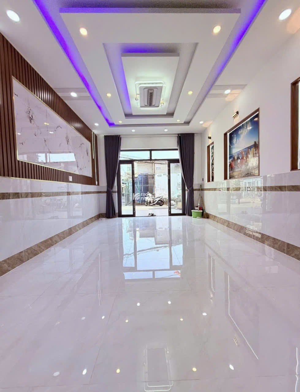 Cần bán gấp nhà 56m2 ngay Dương Quảng Hàm, Gò Vấp/ 2 Tỷ 520 tr, hẻm ô tô 5m/ Sổ hồng riêng