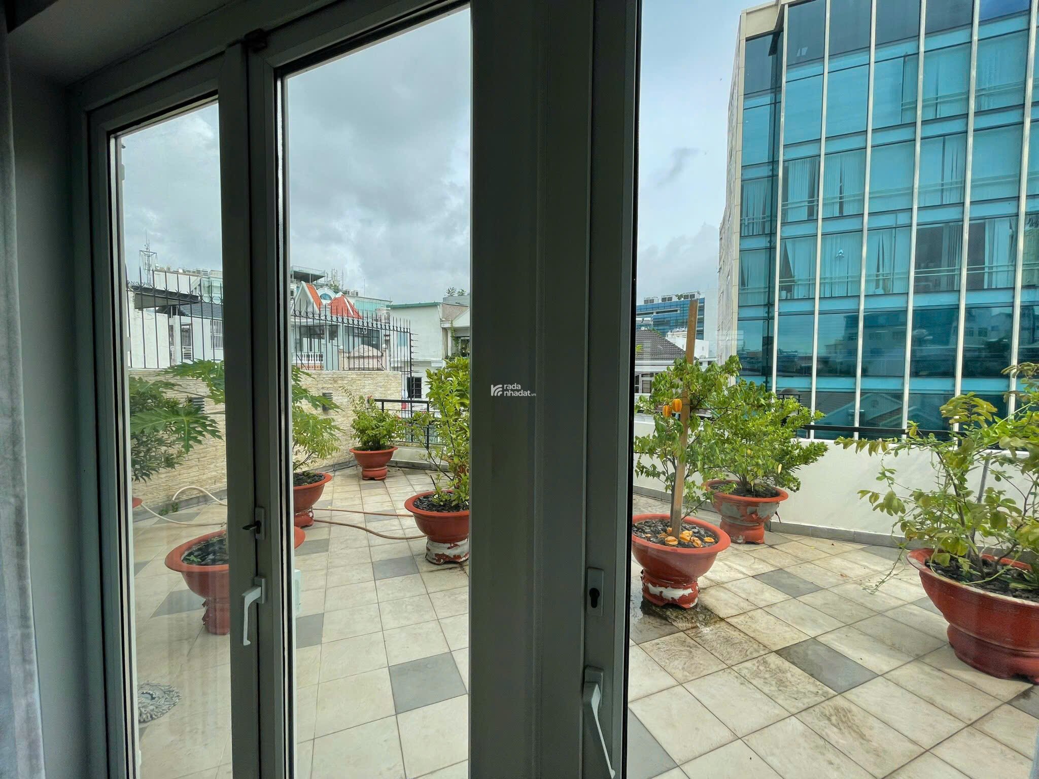 NHÀ HẺM NGUYỄN TRÃI,QUẬN 1, DT: 5x9.5M, KC: 1 HẦM TRỆT 6 LẦU, HĐT 42 TRIỆU, GIÁ 16.5 TỶ