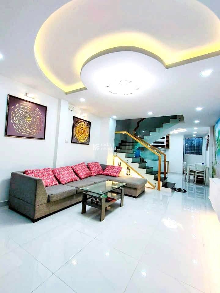 Bán căn nhà Chu Văn An, P12, Q. Bình Thạnh, Giá 3Tỷ99 DT 50m2 (5mx10m), sổ chính chủ