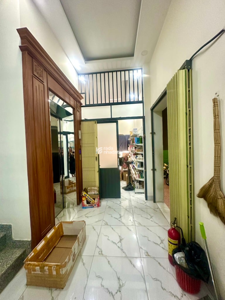 SIÊU PHẨM MTKD 5 TẦNG THANG MÁY BÌNH LONG 120 M2 DÒNG TIỀN 50 TR/TH