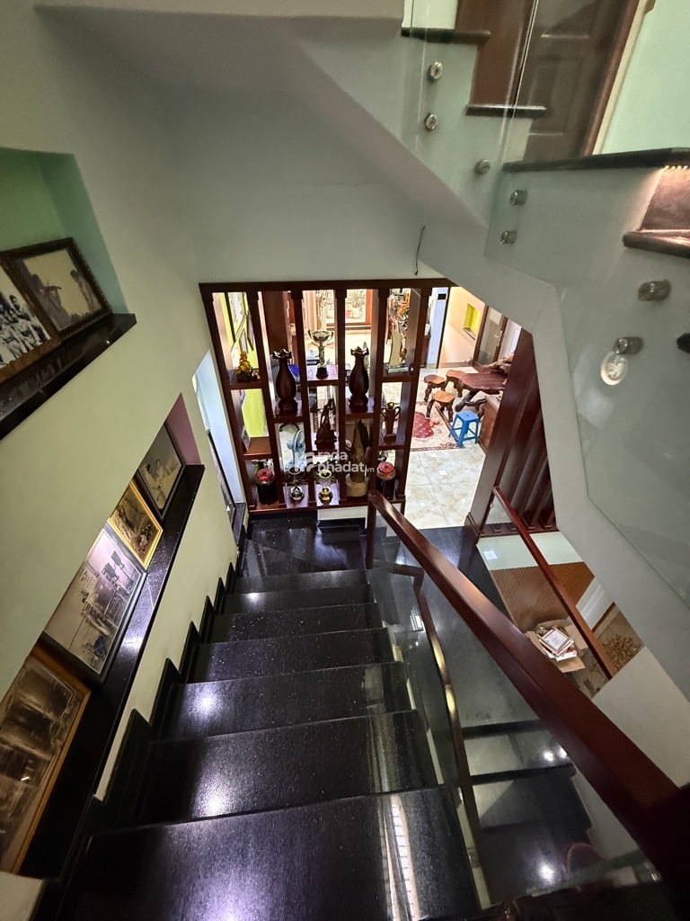 Bán nhà gần  lê trọng tấn phạm đăng giảng