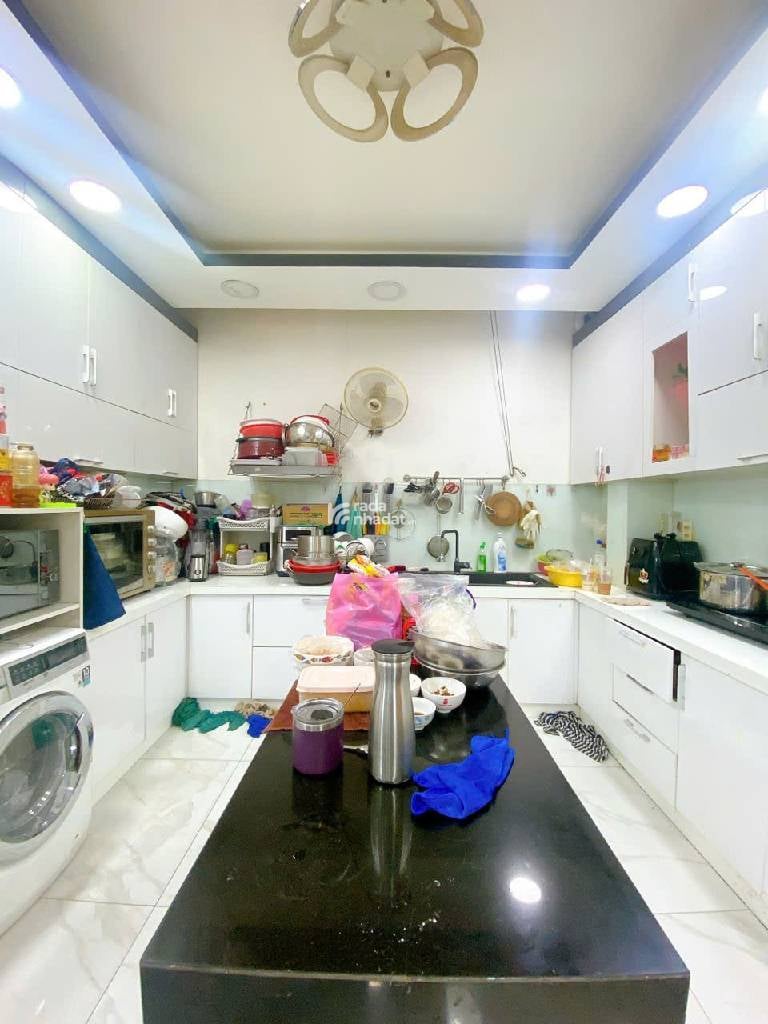 HXH 1 TRỤC SÁT MT LÊ HỒNG PHONG QUẬN 10 - 60M2 - 5 TẦNG - VỪA Ở VỪA CHO THUÊ - DÒNG TIỀN 30TR/THÁNG