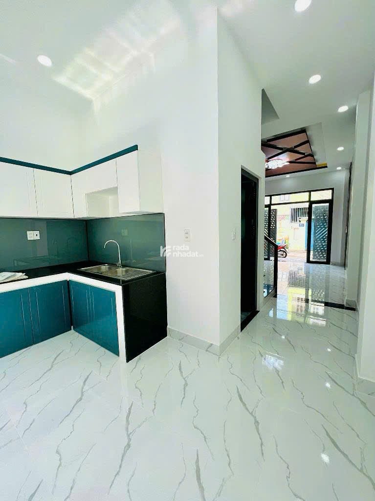 BÁN NHÀ MỚI Q9 - NHỈNH 5 TỶ - HẺM XE HƠI - DÒNG TIỀN