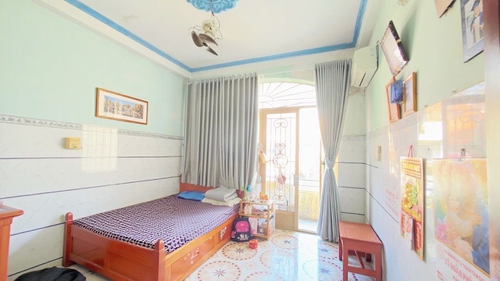 MẶT TIỀN CHỢ TÂN PHÚ – NGANG  4M – 82M2 – 5 TẦNG BTCT – KINH DOANH ĐỈNH 