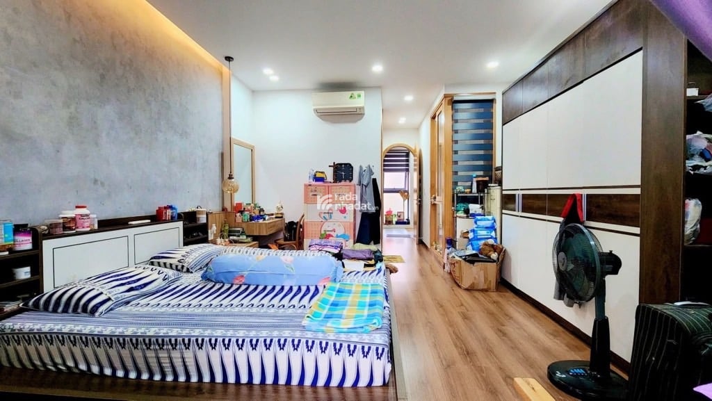 SIÊU PHẨM TÂN SƠN NHÌ, TÂN PHÚ - SANG TRỌNG, TIỆN NGHI, ĐẲNG CẤP - HẺM Ô TÔ 7M, 4 TẦNG MỚI ĐẸP -