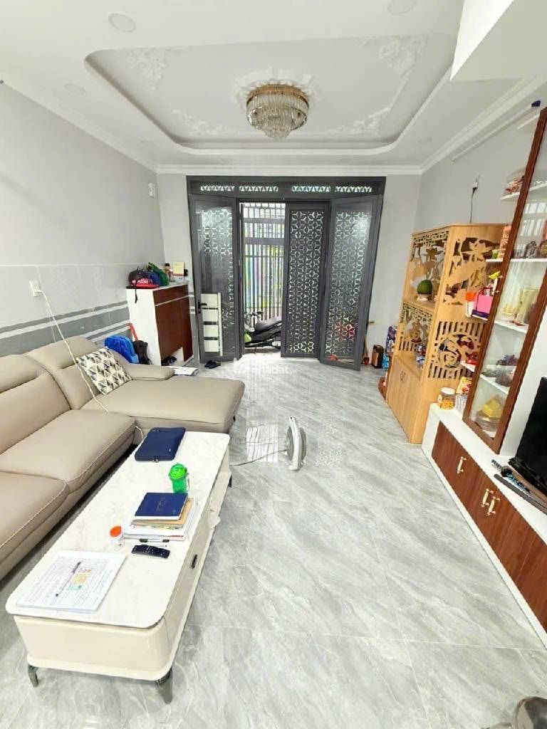 Nội thất lung linh vào ở ngay - Huỳnh Tấn Phát - 1 trệt, 1 lầu - 4,5 x 14 - 6,3 tỉ;