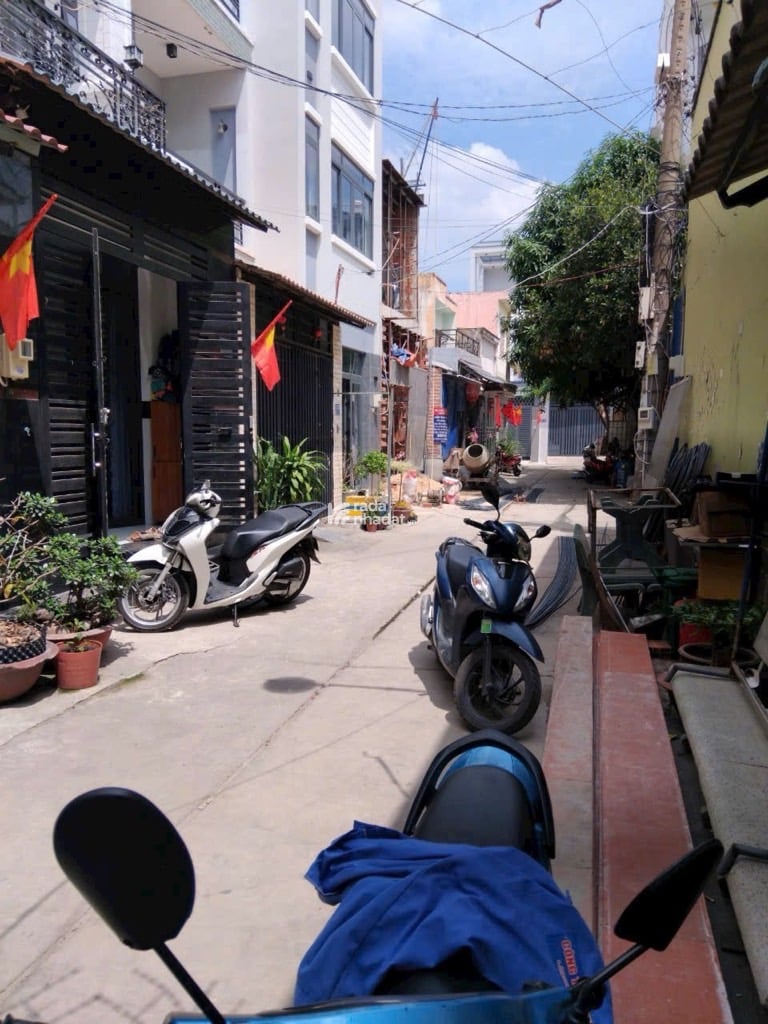 BÁN NHÀ GÒ XOÀI 61M2 4.X TỶ HẺM 6M XE HƠI THÔNG GẦN CHỢ GÒ XOÀI VÀ AEON TÂN PHÚ