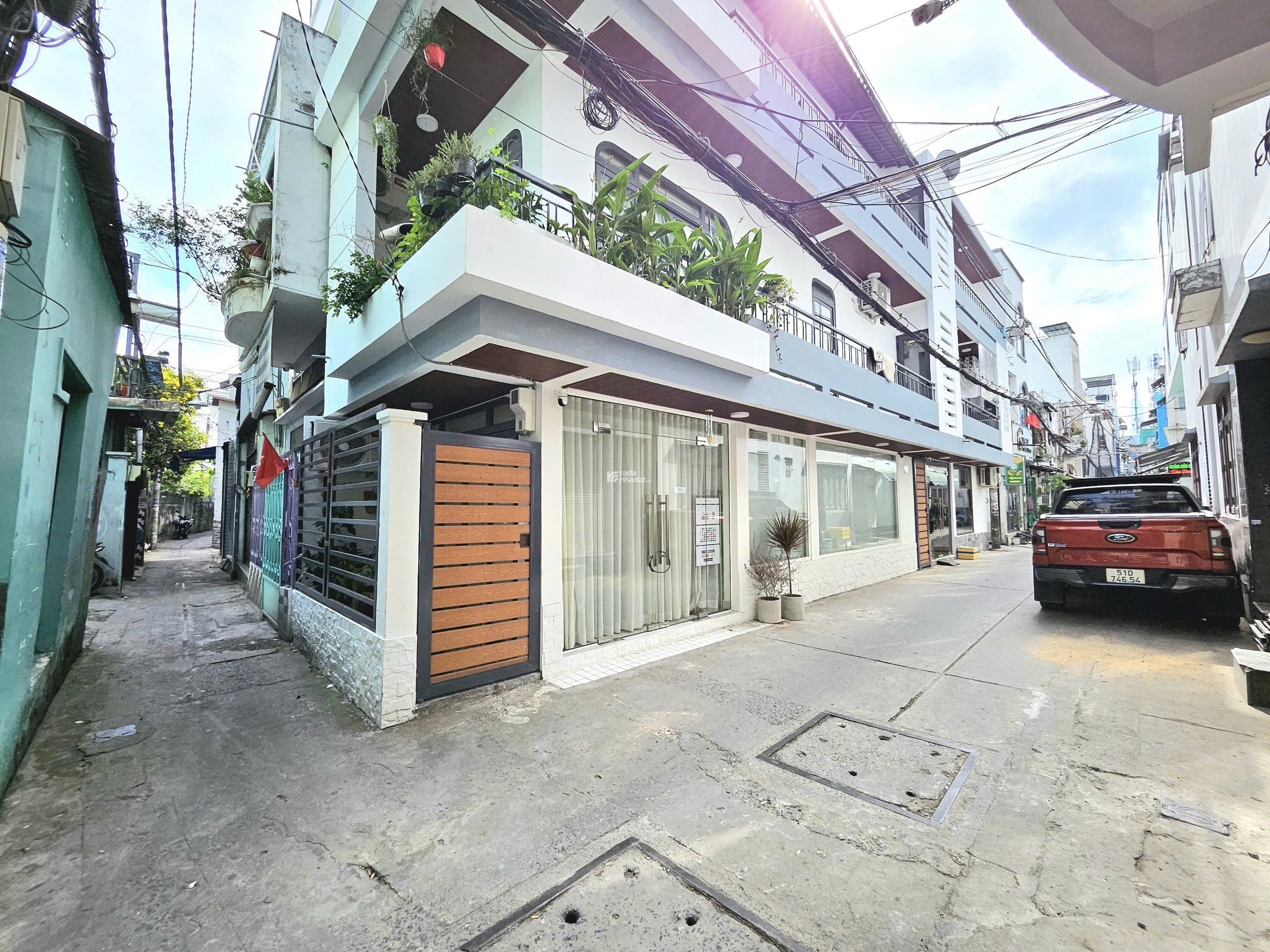 SIÊU NGON GIÁP Q1 - LÊ VĂN DUYỆT, BÌNH THẠNH - 50m2 - 2 TẦNG - 2 MẶT HẺM - 2 CĂN RA XE HƠI NÉ NHAU