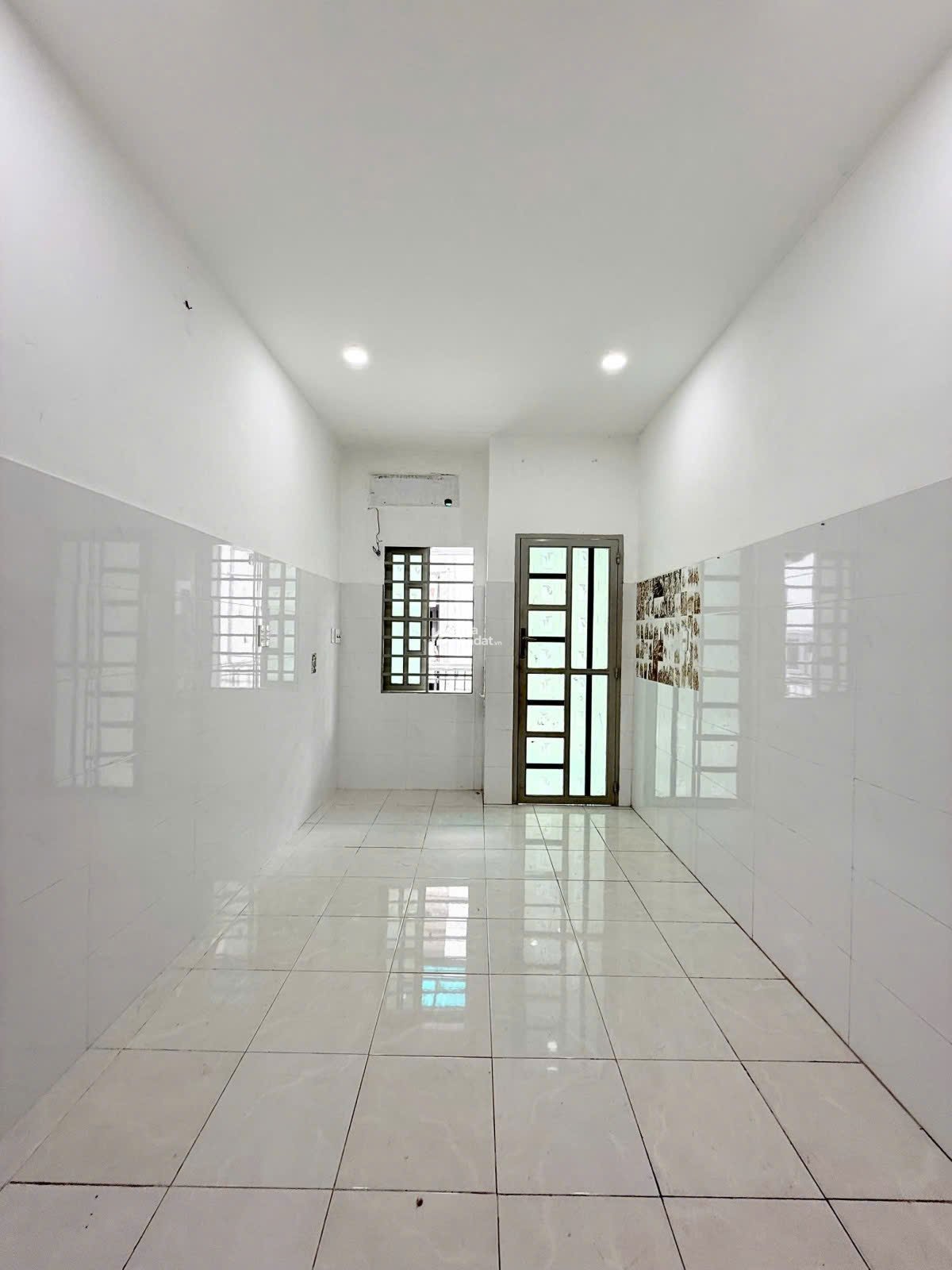 SIÊU NGON GIÁP Q1 - LÊ VĂN DUYỆT, BÌNH THẠNH - 50m2 - 2 TẦNG - 2 MẶT HẺM - 2 CĂN RA XE HƠI NÉ NHAU