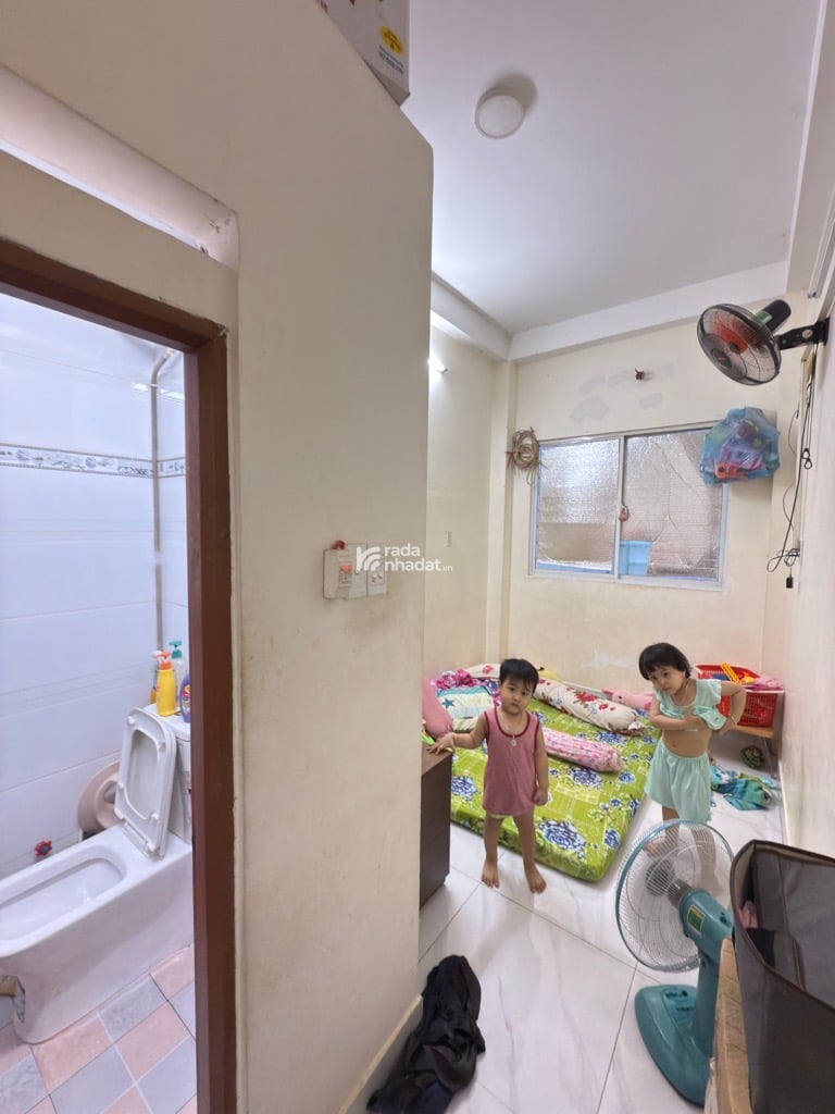 BÁN NHÀ 2 MẶT TIỀN LÊ QUANG SUNG QUẬN 6 63M2 7.6 TỶ 3 TẦNG BTCT 5PN 