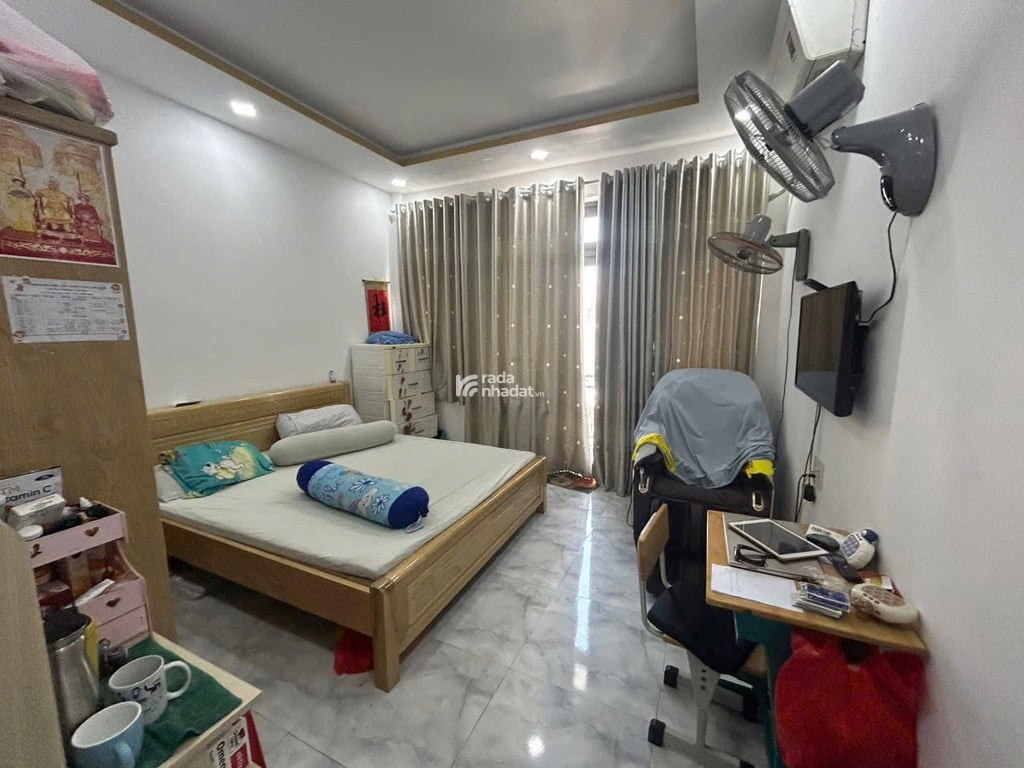 NGAY HƯƠNG LỘ 2 - GIÁP TÂN PHÚ - KỀ BÊN QUẬN 11 - NGAY NGÃ TƯ 4 XÃ