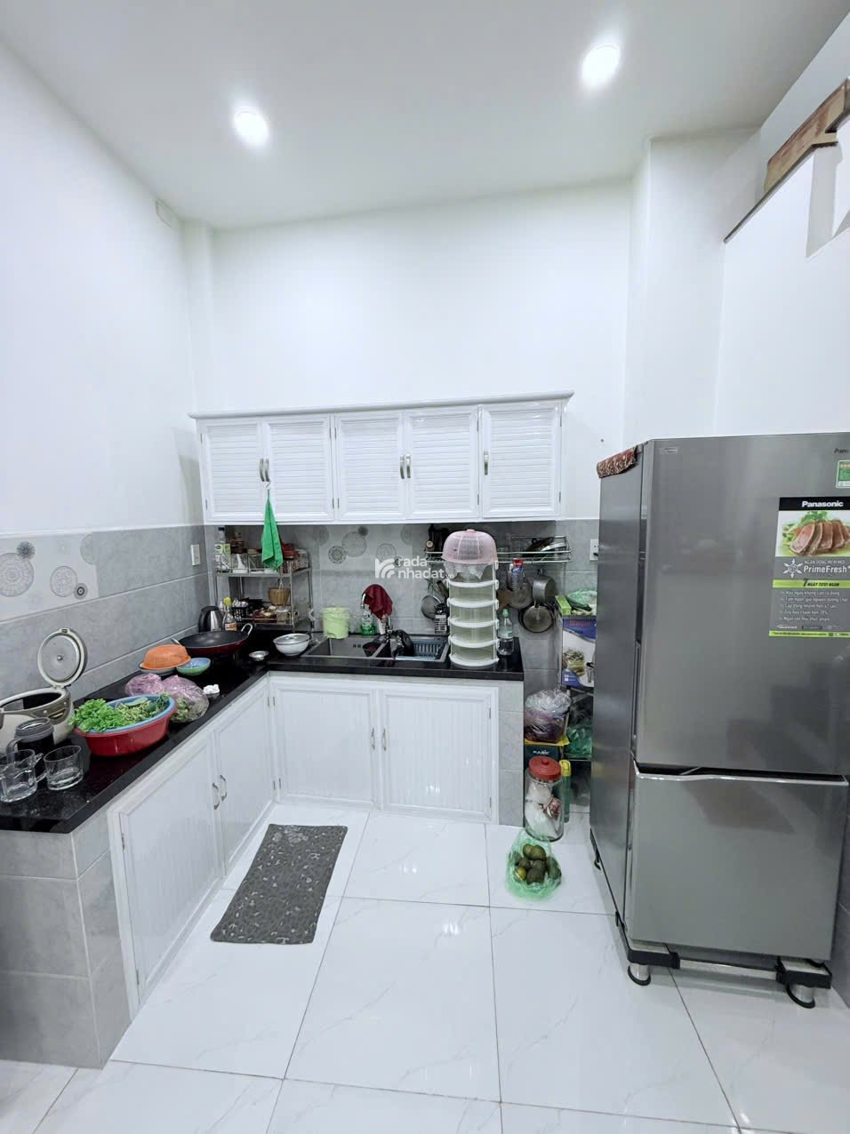 Nhà đẹp ở ngay HXH ngay chợ Tân Hương, Tân Quý, Tân Phú chỉ 3.65 tỷ