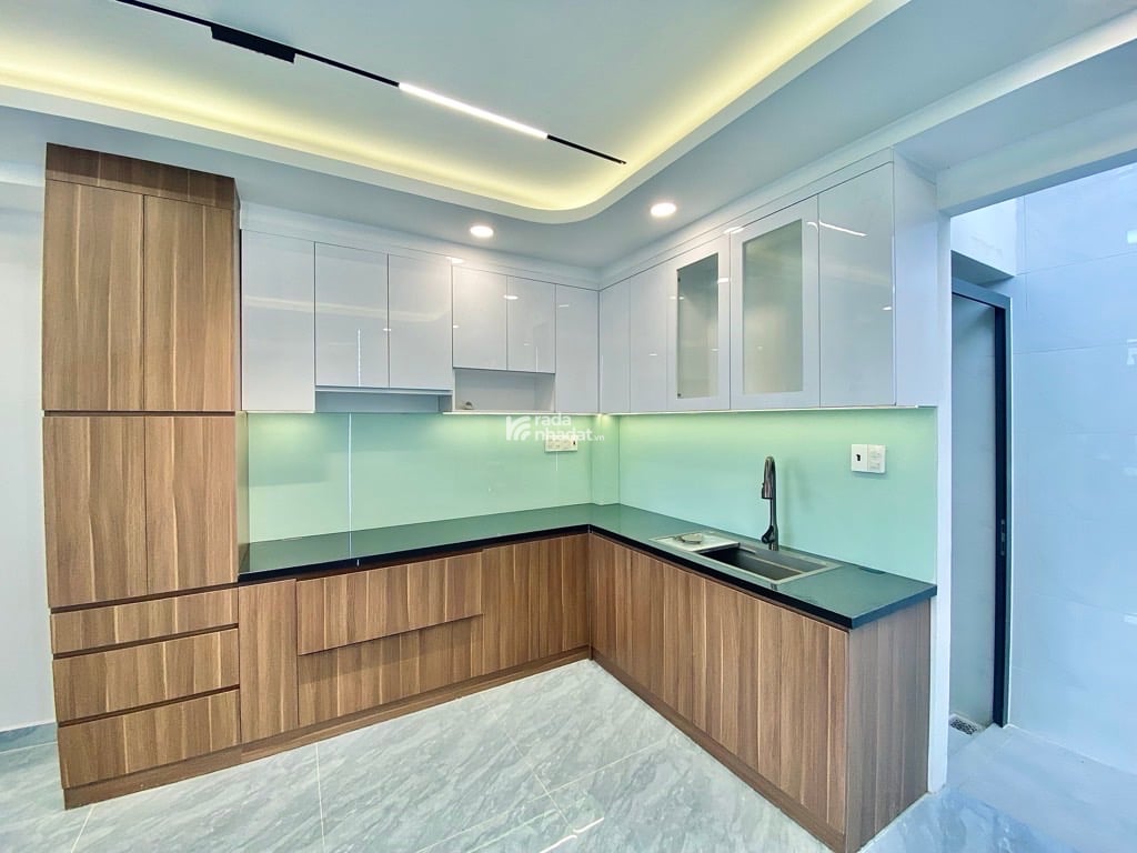 bán nhà  gần nguyễn thị tú bình hưng hoà B