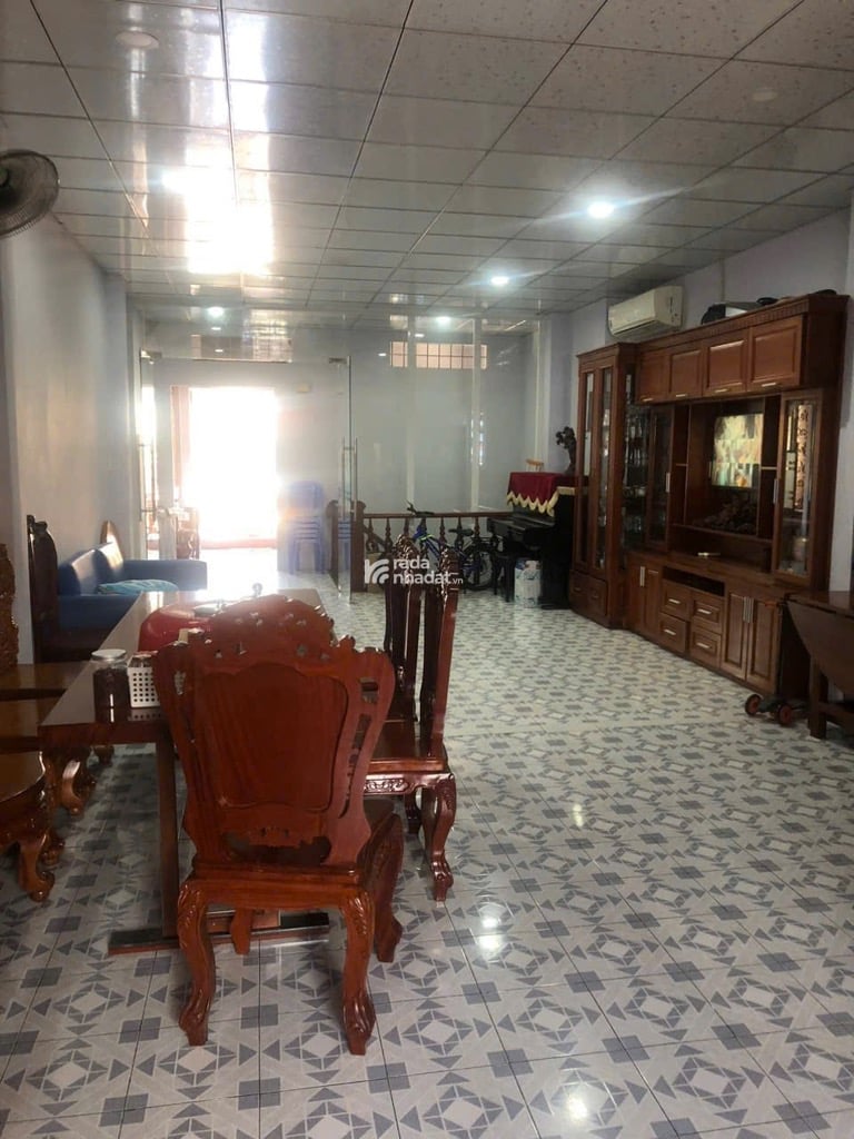 SIÊU PHẨM MẶT TIỀN - NGANG LỚN - ĐƯỜNG LẠC LONG QUÂN - 105M2 - 26 TỶ 700