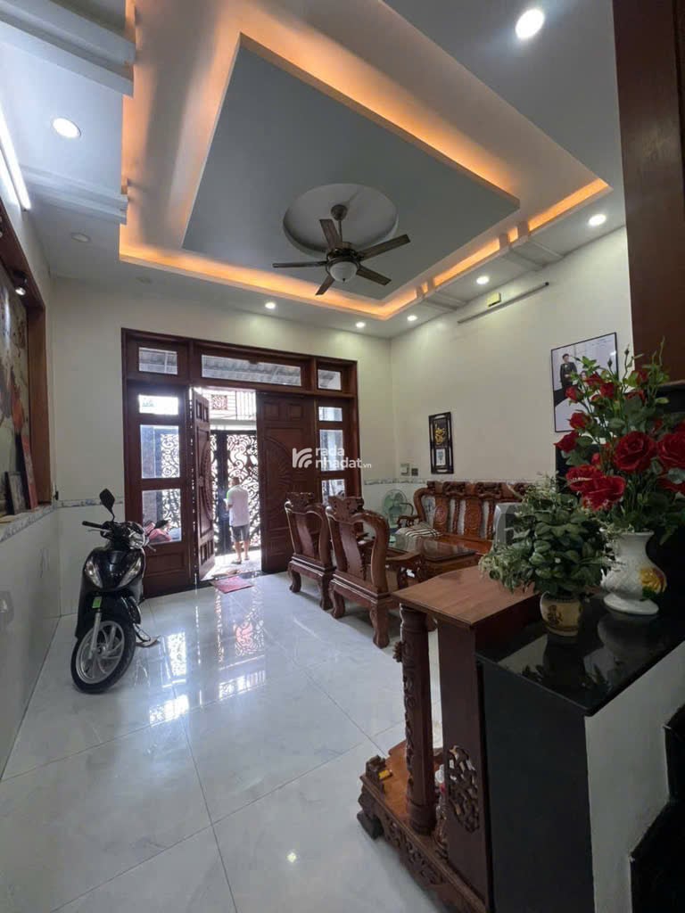 Nhà Phố 4 Tầng 5x14m Xe tải Chạy Trước Nhà Lê văn Khương P Hiệp Thành Quận 12