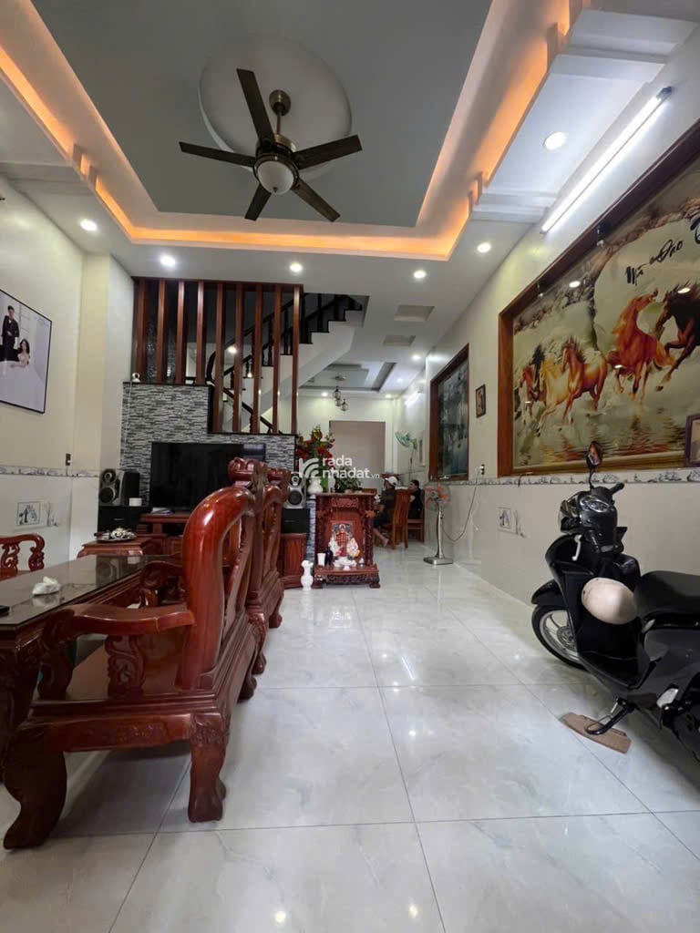 Nhà Phố 4 Tầng 5x14m Xe tải Chạy Trước Nhà Lê văn Khương P Hiệp Thành Quận 12