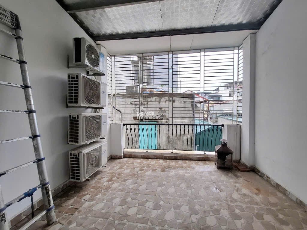 Nhà siêu hiếm ngõ 35 Lê Đức Thọ, Mỹ Đình, ô tô đỗ cổng, 5 tầng, 41m2, mt 4m5 chỉ 9 tỷ.