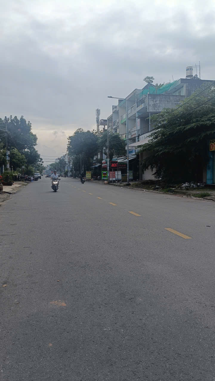 BÁN NHÀ MẶT TIỀN ĐƯỜNG 2F,PHƯỜNG AN LẠC (4,5m x 20m x 5 TẦNG) 11,5 TỶ TL