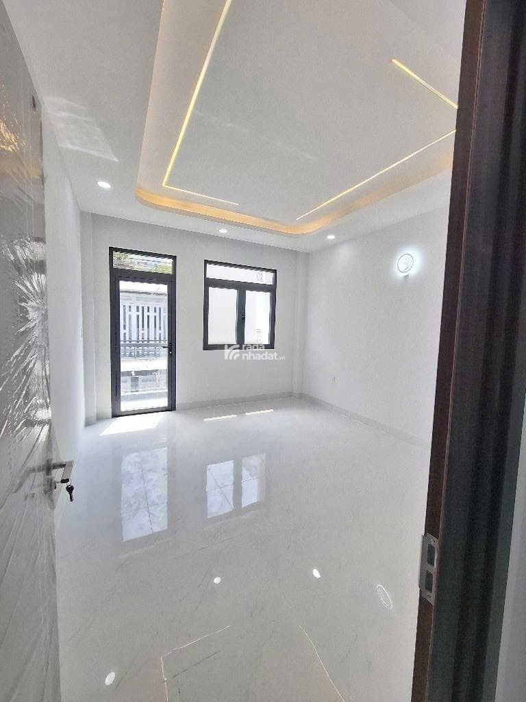 " NGAY HXH Lê Đình Cẩn, Gần Cơ Quan Bình Trị Đông, 4 Tầng, 69m2/ 7 TỶ "