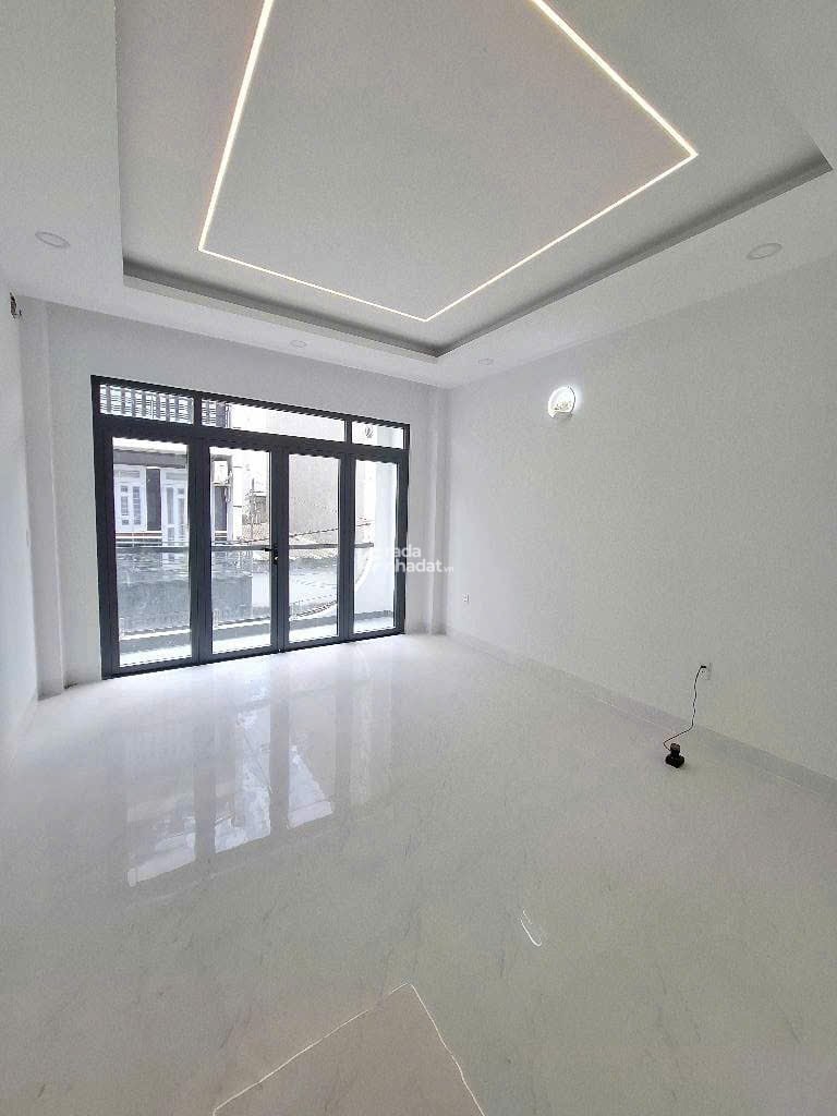 " NGAY HXH Lê Đình Cẩn, Gần Cơ Quan Bình Trị Đông, 4 Tầng, 69m2/ 7 TỶ "