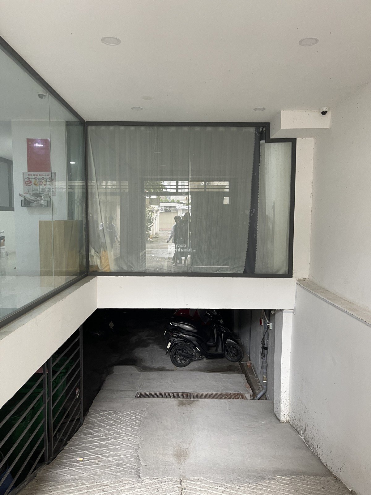 TOÀ CHDV CAO CẤP 218m2 43 CĂN - DÒNG TIỀN 300TR/THÁNG - TRUNG TÂM BÌNH THẠNH