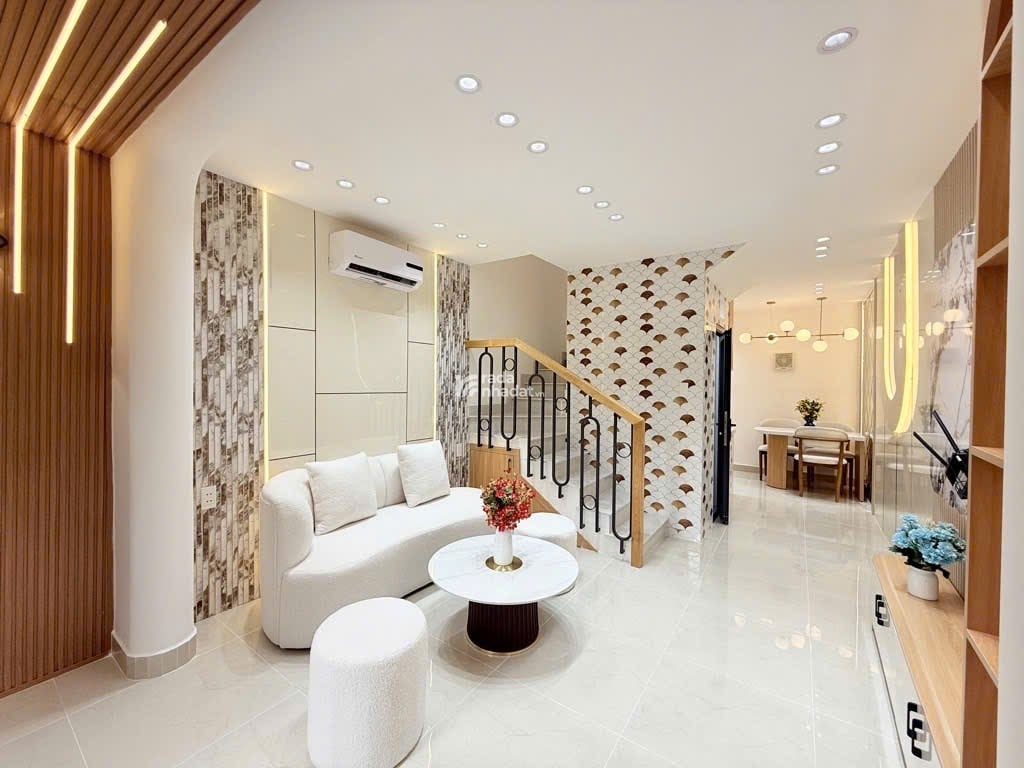 KHÔNG CÓ SẢN PHẨM SO SÁNH - LÊ VĂN DUYỆT - NHÀ MỚI 2 TẦNG - 2 PN 2 WC- HXHTHÔNG - FULL NỘI THẤT