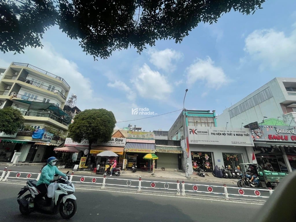 SIÊU PHẨM TÂN PHÚ - MẶT TIỀN NGANG KHỦNG 22,2m x 33,5m - DT: 587m2 - SẴN DÒNG TIỀN 