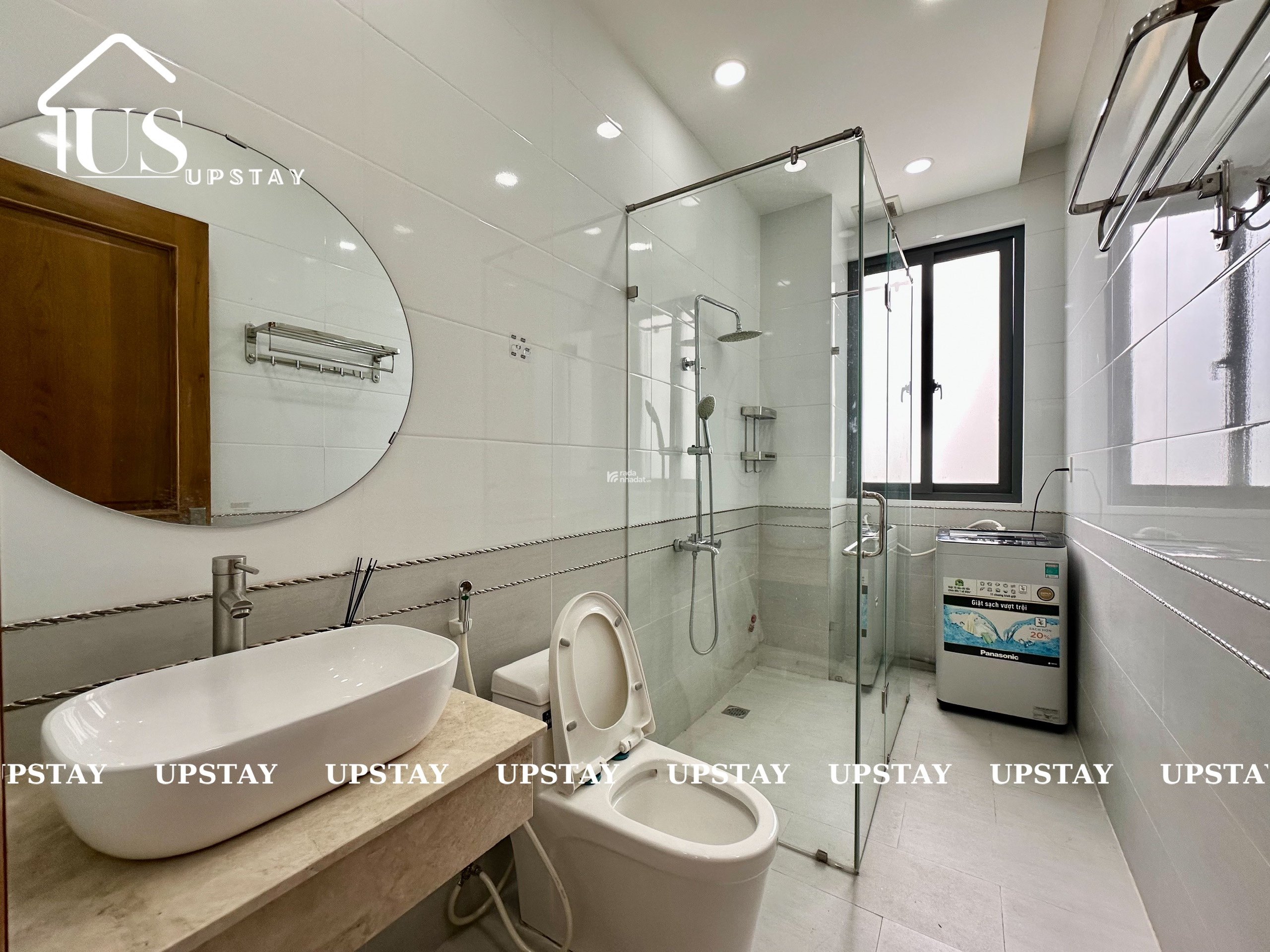 Trống sẵn Căn hộ sang trọng -Siêu đẹp - full nội thất gần cầu Công Lý Quận 3