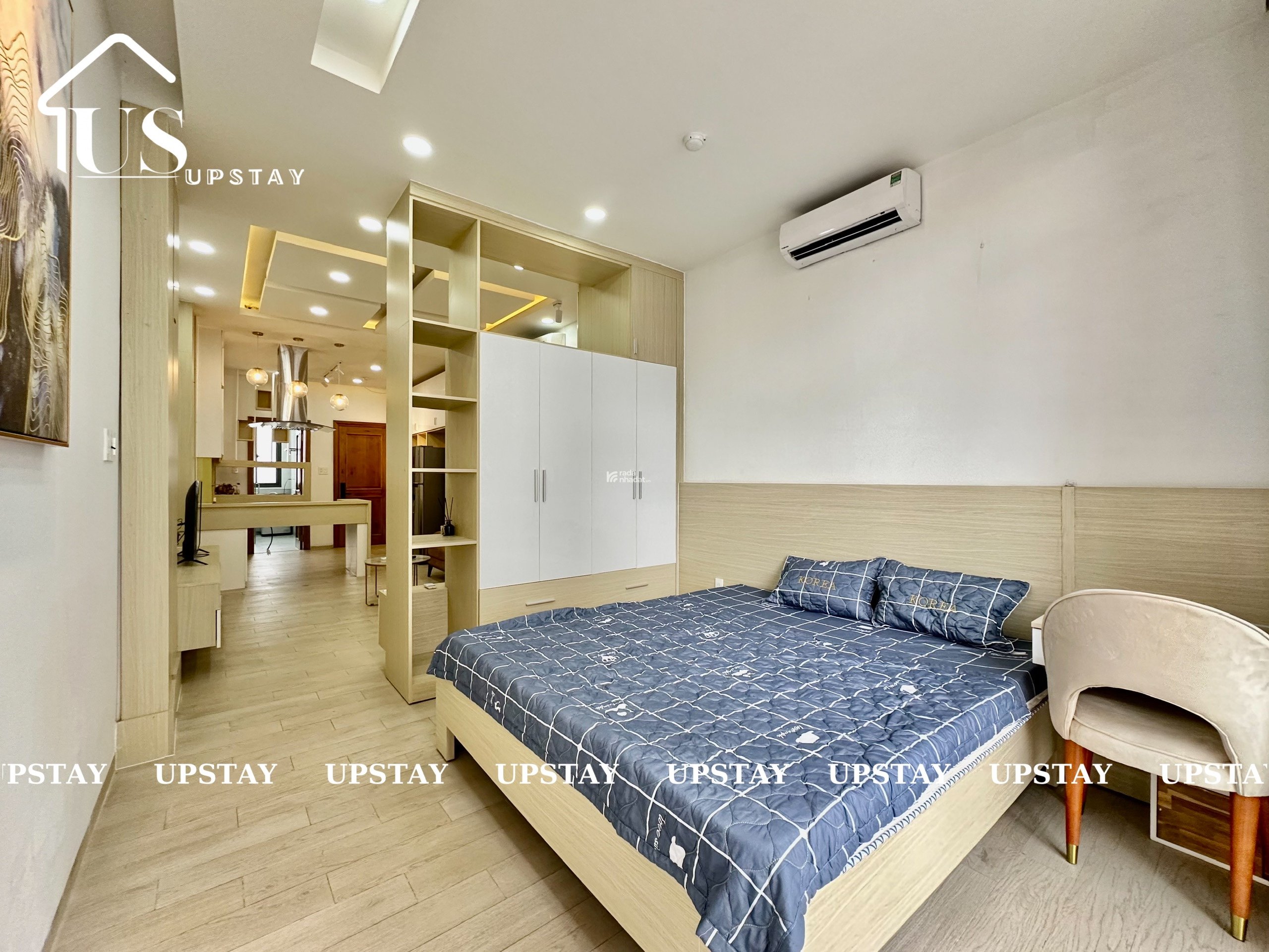 Trống sẵn Căn hộ sang trọng -Siêu đẹp - full nội thất gần cầu Công Lý Quận 3