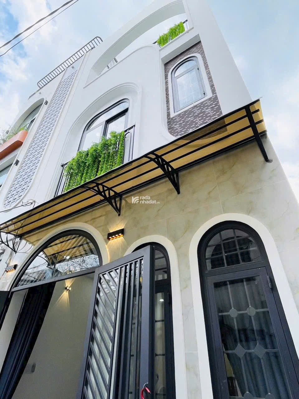 Nhà tuổi nào cũng mê, coi là chốt! 3tỷ490 DT 49m2 Huỳnh Văn Bánh, P13, Phú Nhuận, TPHCM.