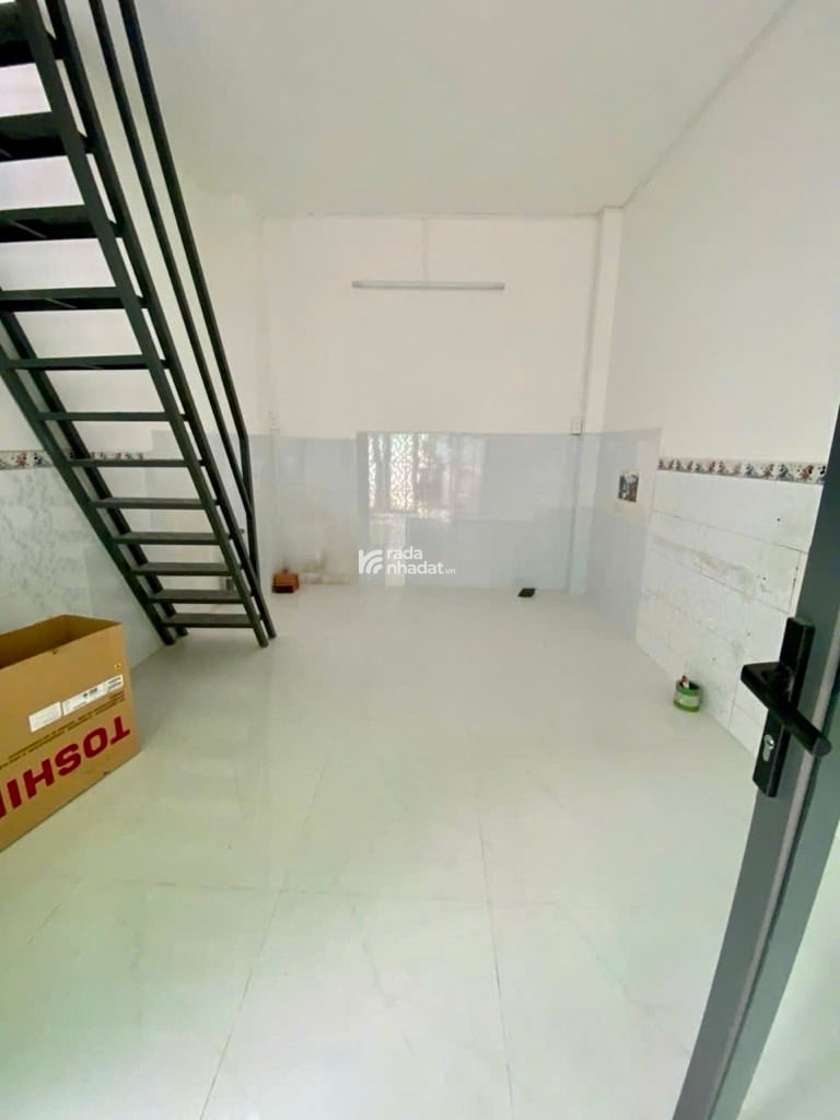 Nhà chủ kinh doanh thuận lợi , 35m2 , 4PN , Đường Phạm Hùng P4 Q8 , Pháp lí chuẩn , hoàn công đủ